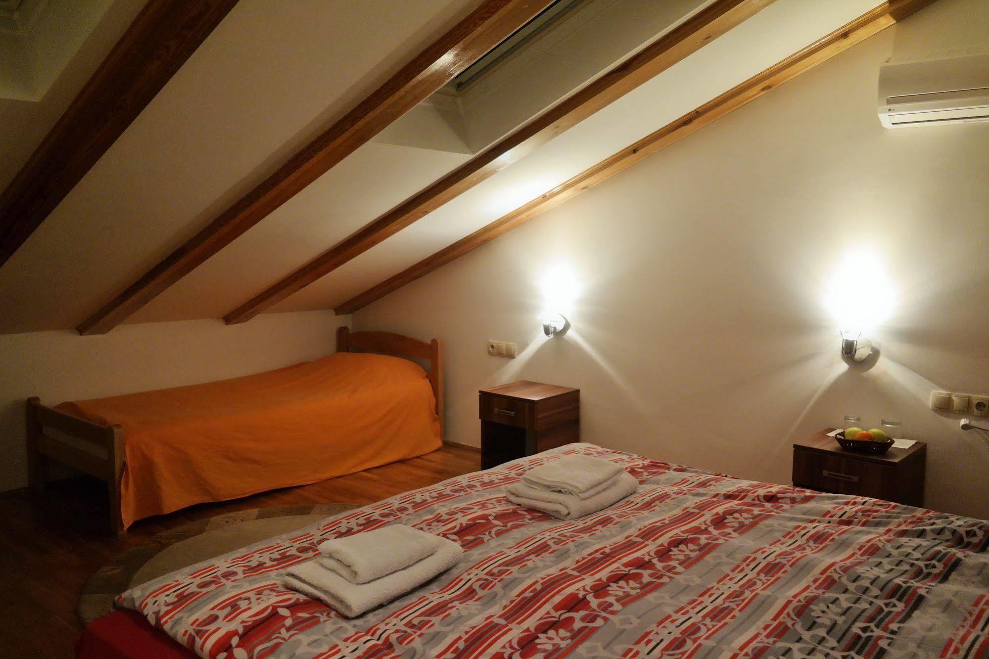 Boutique Saray Bosna Motel Sarajevo Exterior photo